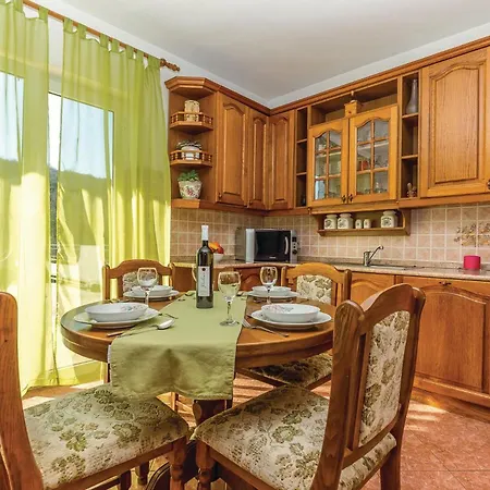 Awesome In With Kitchen Apartment